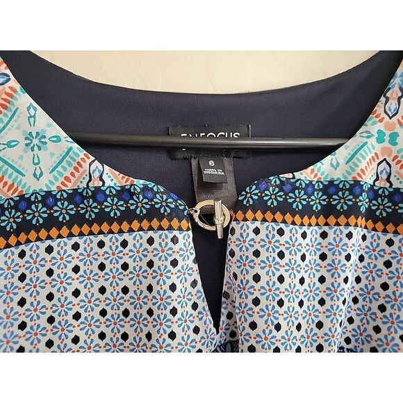 En Focus Studio Womens Dress Size 6 all over pattern blue keyhole short sleeve - Picture 8 of 12